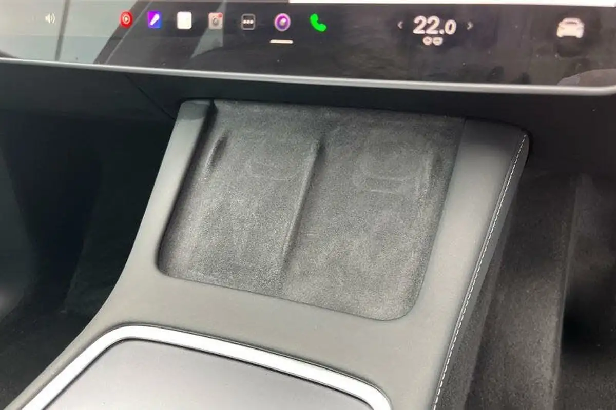 2022-tesla-model-y-e-long-range-big-33