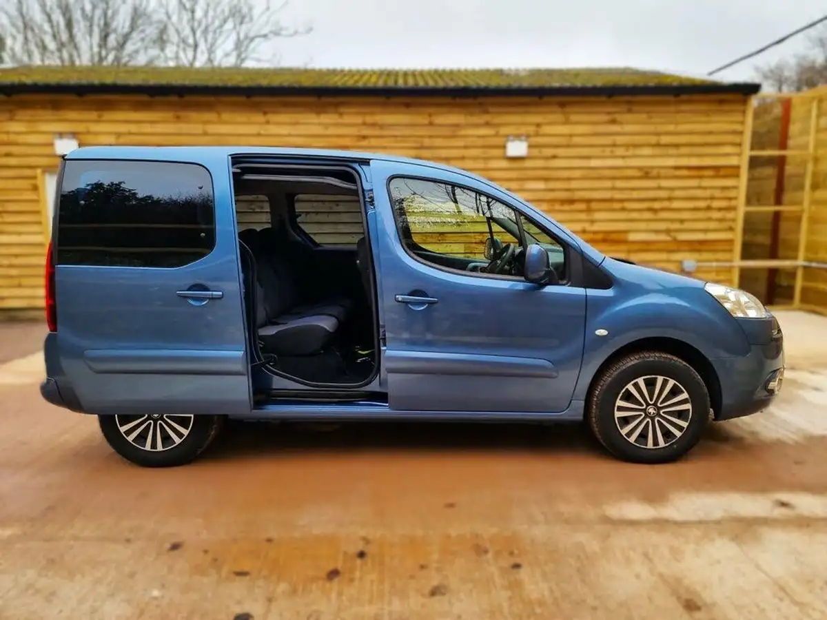 2015-peugeot-partner-16hdi-tepee-s-92bhp-big-8