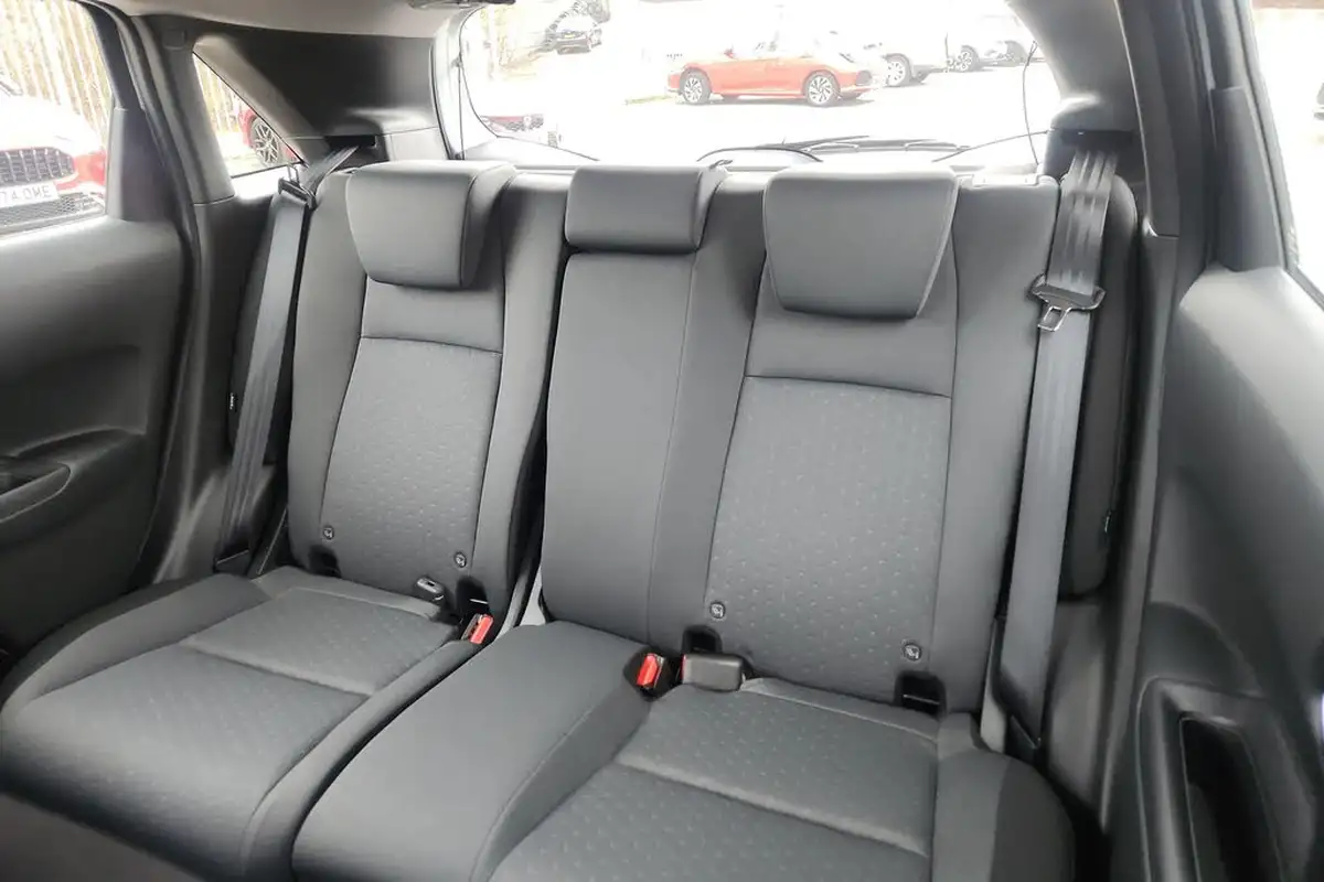 2024-honda-jazz-15-i-mmd-elegance-big-7
