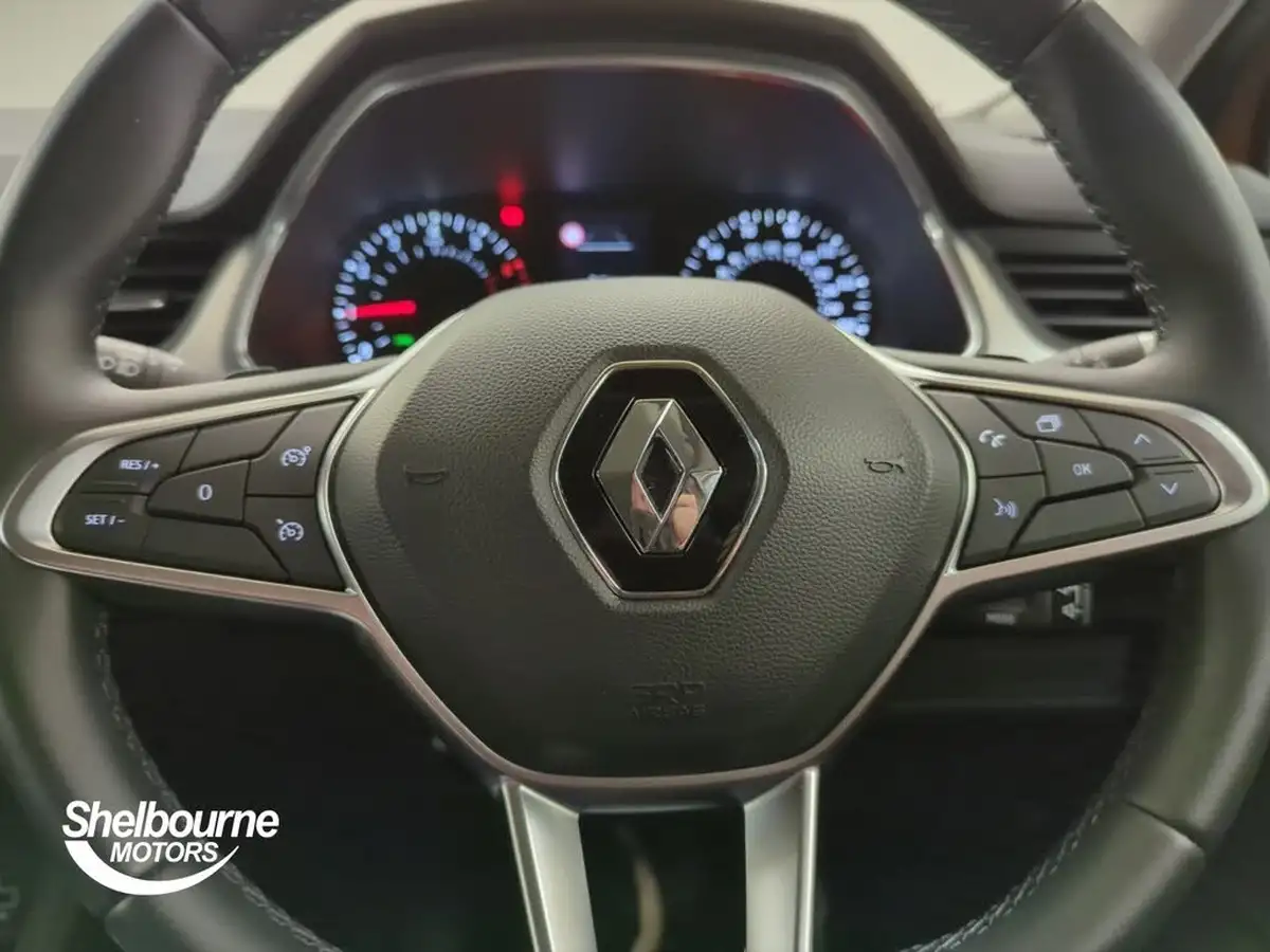 2021-renault-captur-13-tce-iconic-edition-edc-auto-big-14