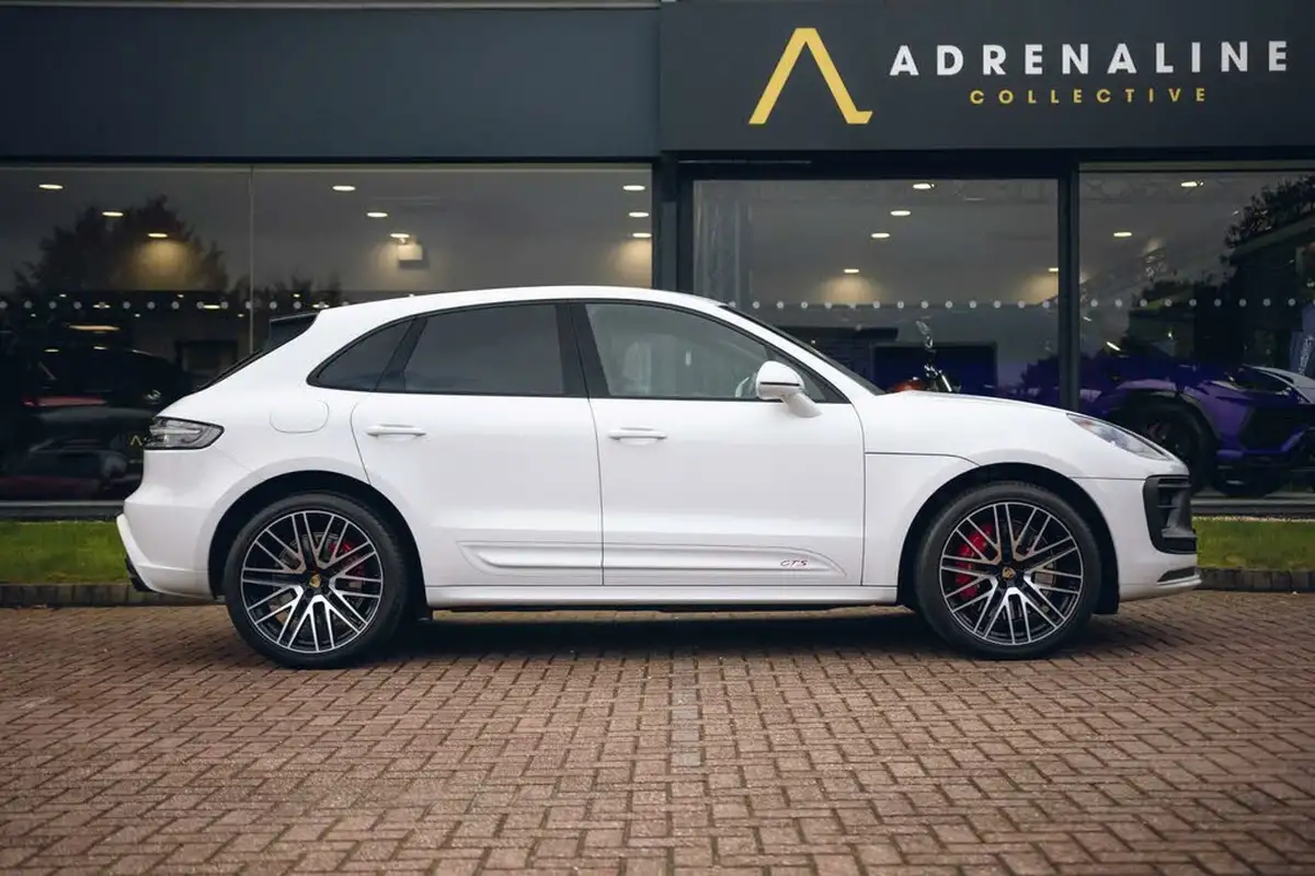 2022-porsche-macan-29-v6-gts-big-6