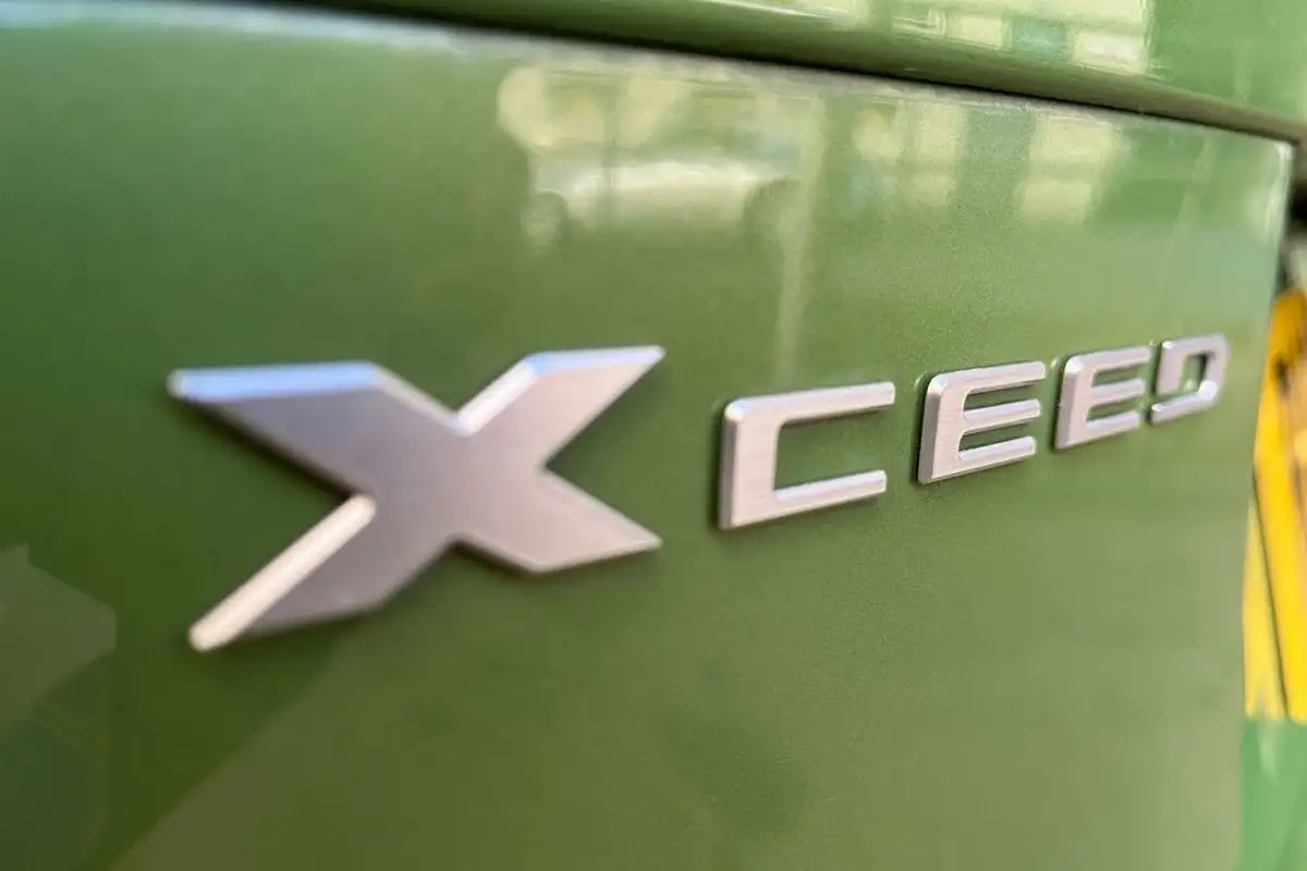 2024-kia-xceed-16-gdi-3-big-29