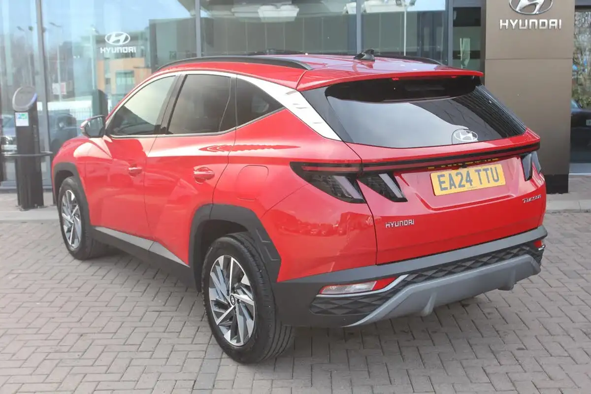 2024-hyundai-tucson-16-t-gdi-premium-150ps-big-2