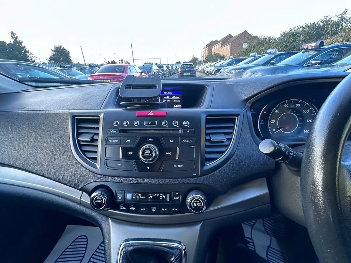2014-honda-cr-v-16td-se-big-30