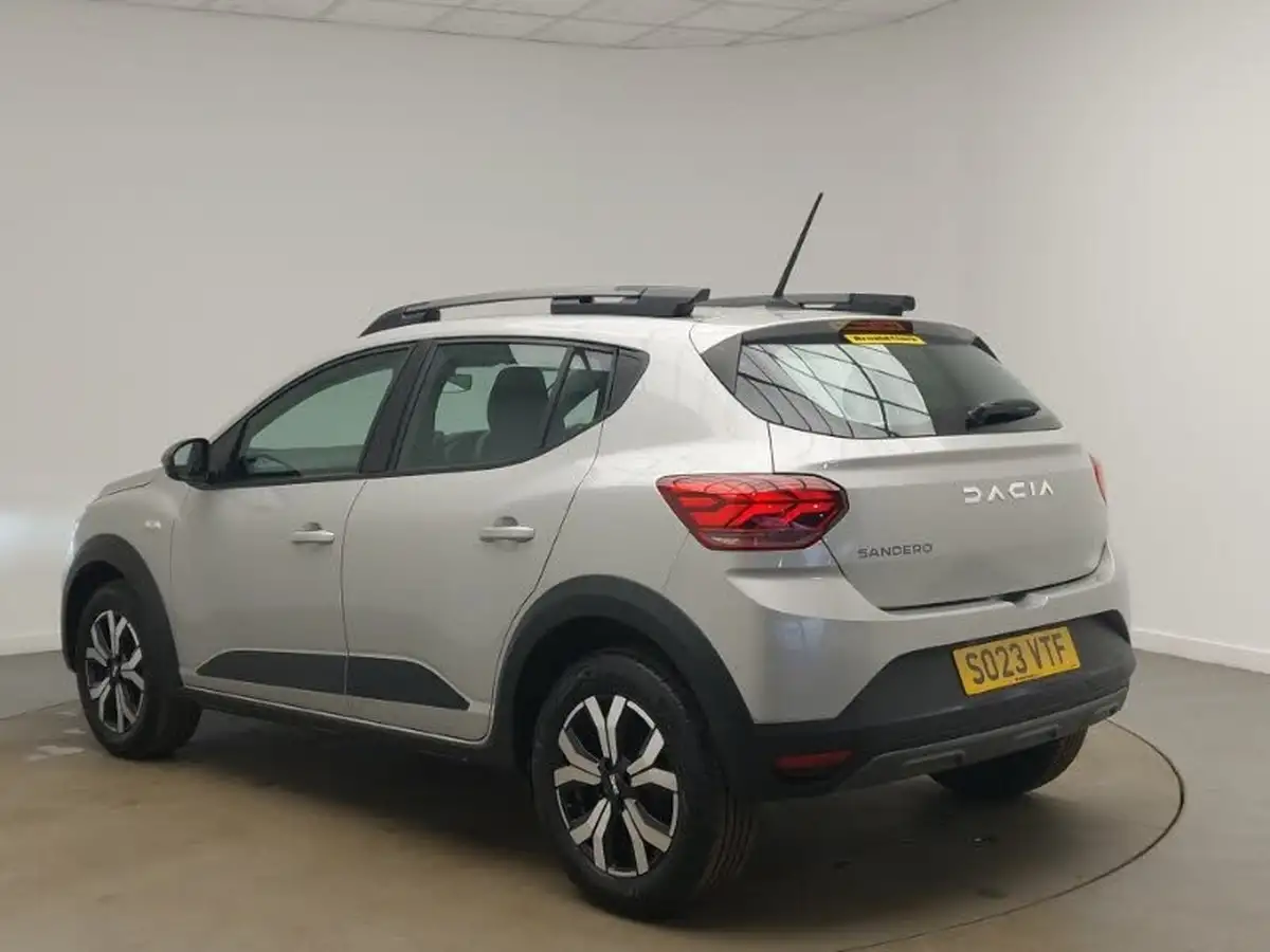 2023-dacia-sandero-stepway-10-tce-journey-90bhp-big-1
