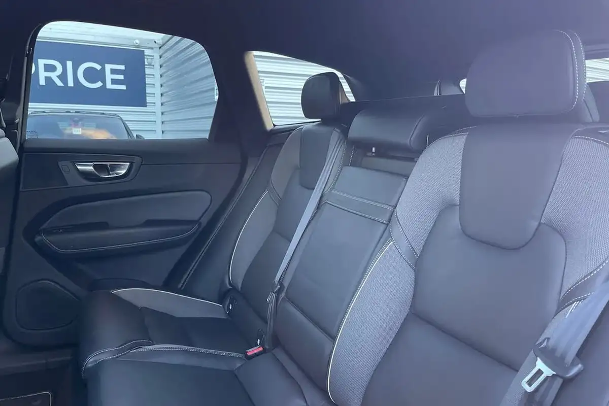 2019-volvo-xc60-20td-b5-r-design-big-13