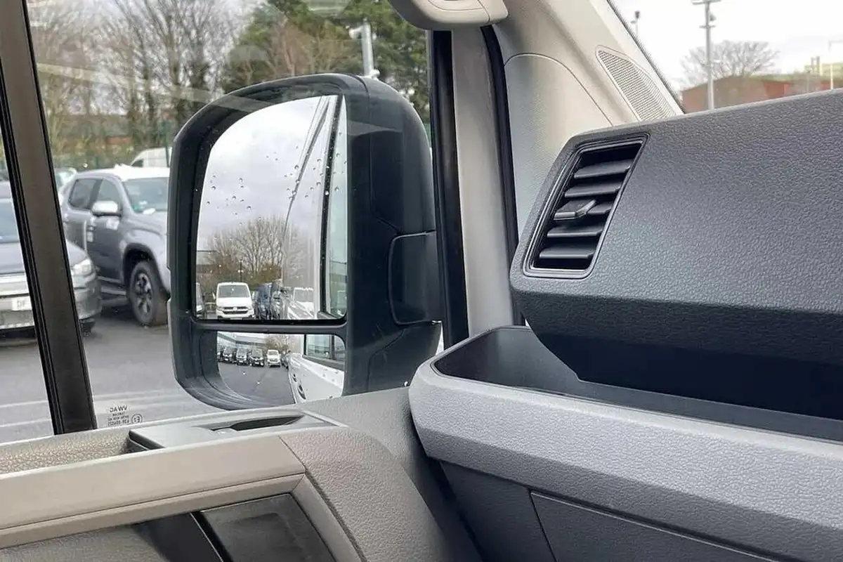 2022-volkswagen-crafter-20tdi-cr35-lwb-trendline-140pseu6dt-e-auto-big-58