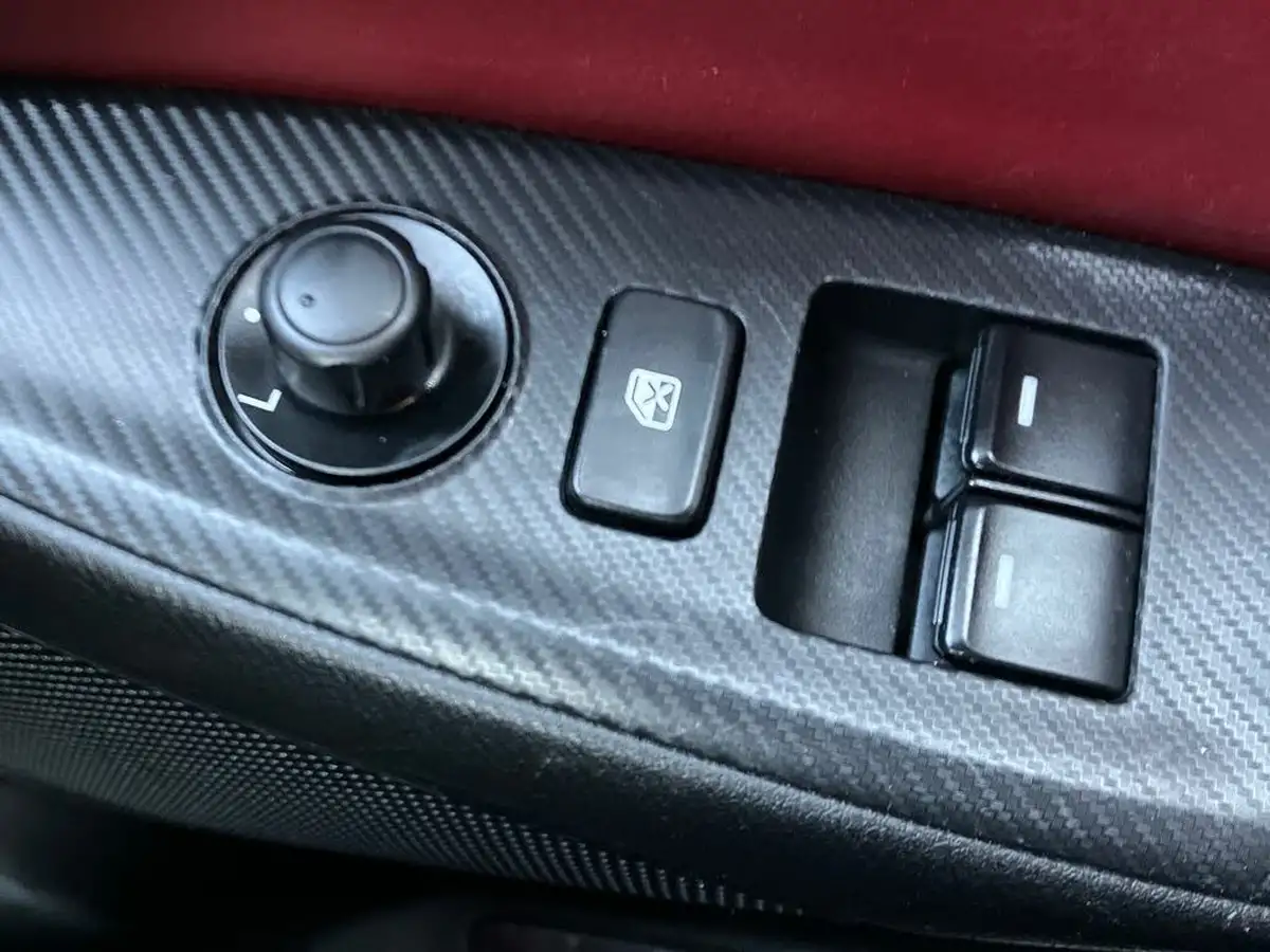 2021-mazda-mx-5-15-r-sport-big-20