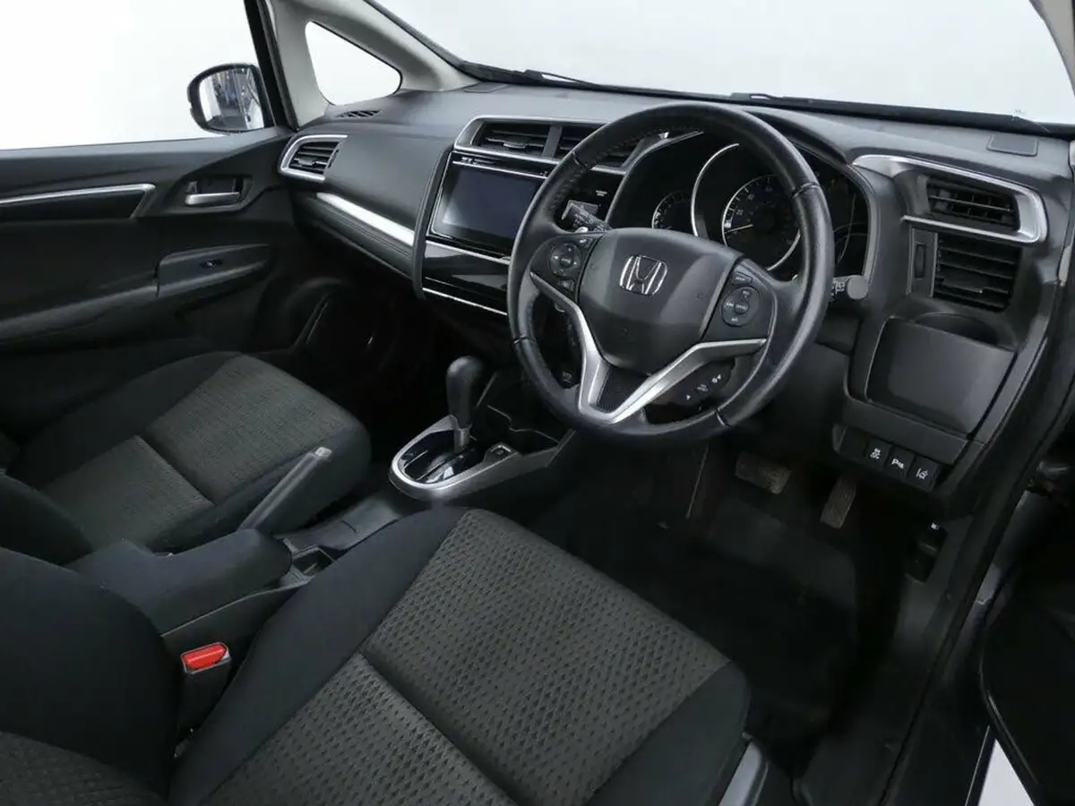 2020-honda-jazz-13-i-vtec-ex-navi-cvt-big-7