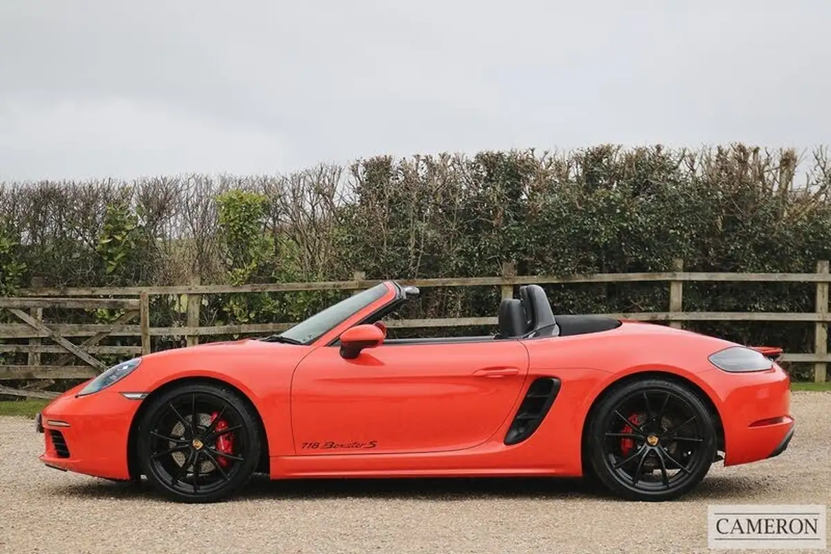 2016-porsche-boxster-718-25-boxster-s-pdk-big-0