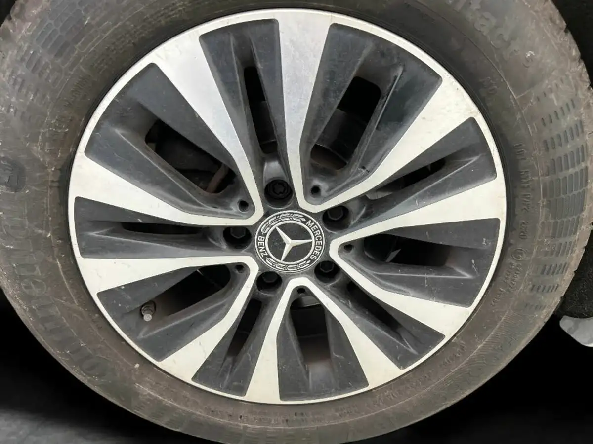 2020-mercedes-benz-a-class-13-a180-se-big-14