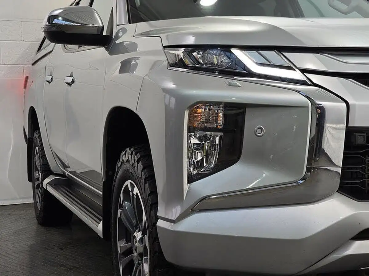 2020-mitsubishi-l200-22di-d-barbarian-x-big-11