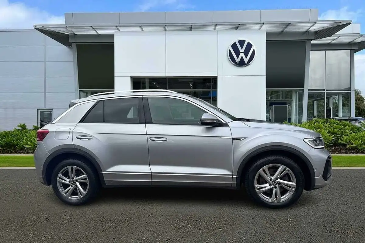 2022-volkswagen-t-roc-20tdi-r-line-dsg-big-3