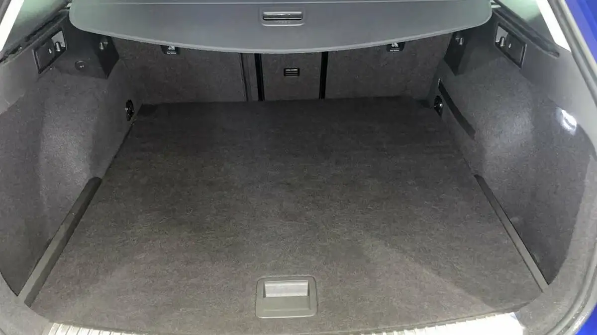2019-seat-leon-15-tsi-evo-xcellence-150ps-estate-dsg-big-12