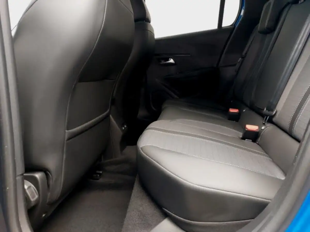2021-peugeot-208-e-allure-50kwh-big-5