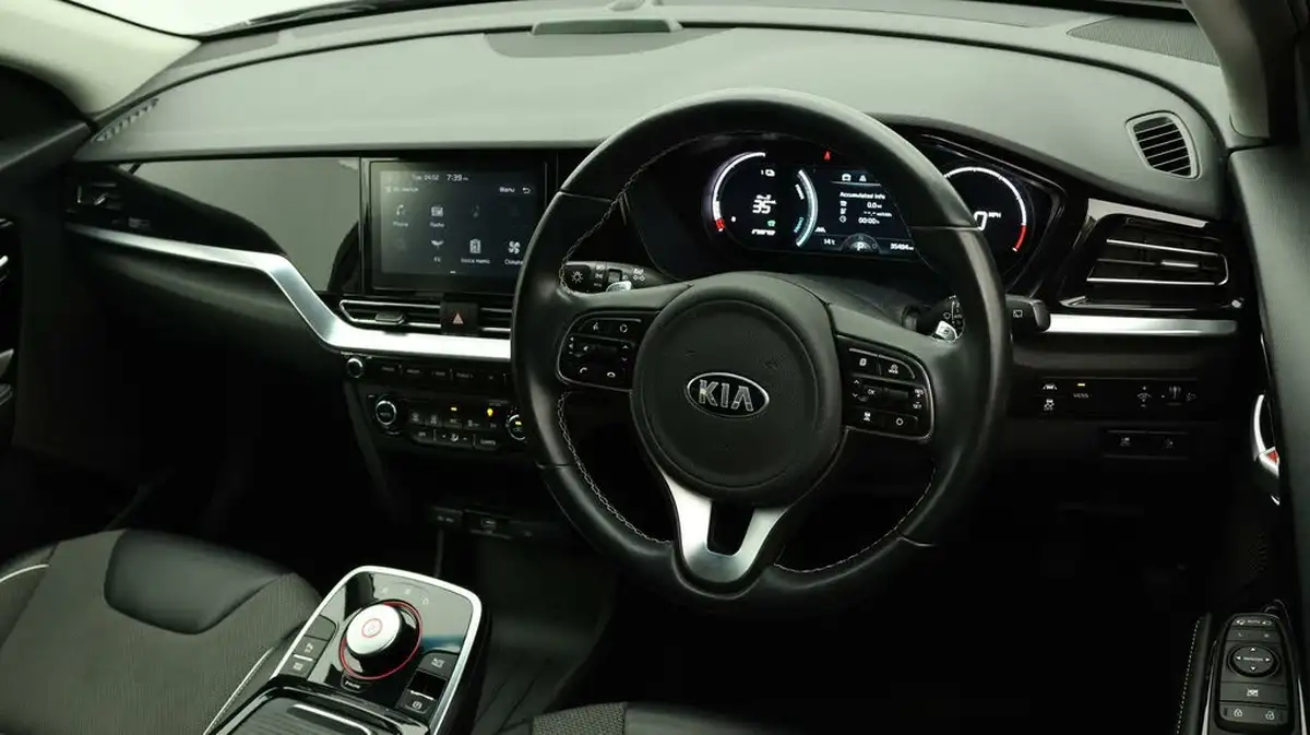 2020-kia-e-niro-ev-2-big-8