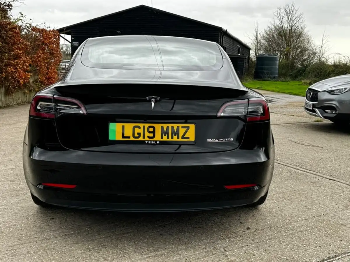 2019-tesla-model-3-e-4x4-performance-pack-big-8