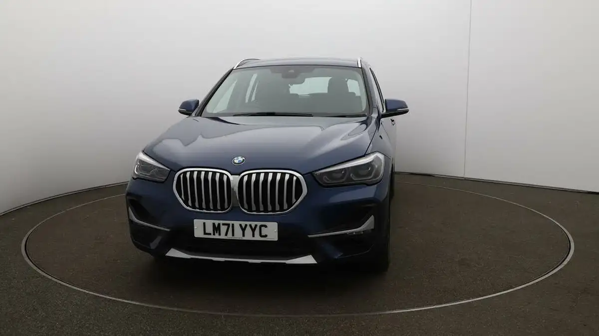 2021-bmw-x1-20-sdrive20i-xline-big-32