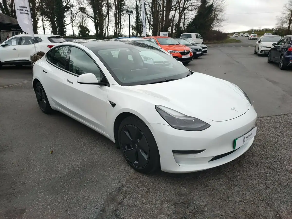2021-tesla-model-3-e-long-range-awd-big-6