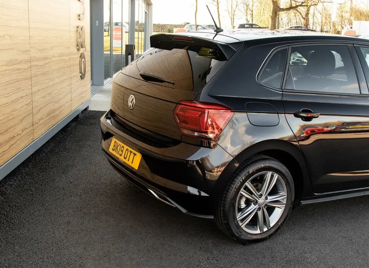2019-volkswagen-polo-10-tsi-r-line-115ps-big-8