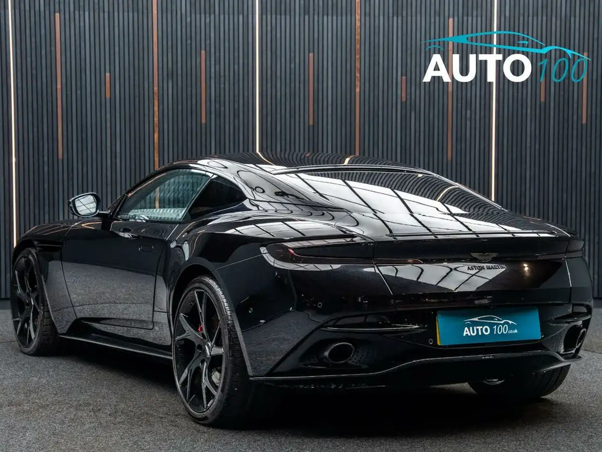 2019-aston-martin-db11-40-v8-big-2