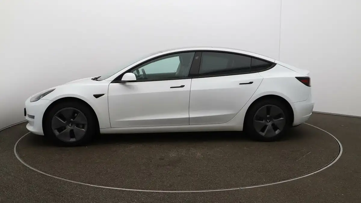 2021-tesla-model-3-e-long-range-4x4-big-56