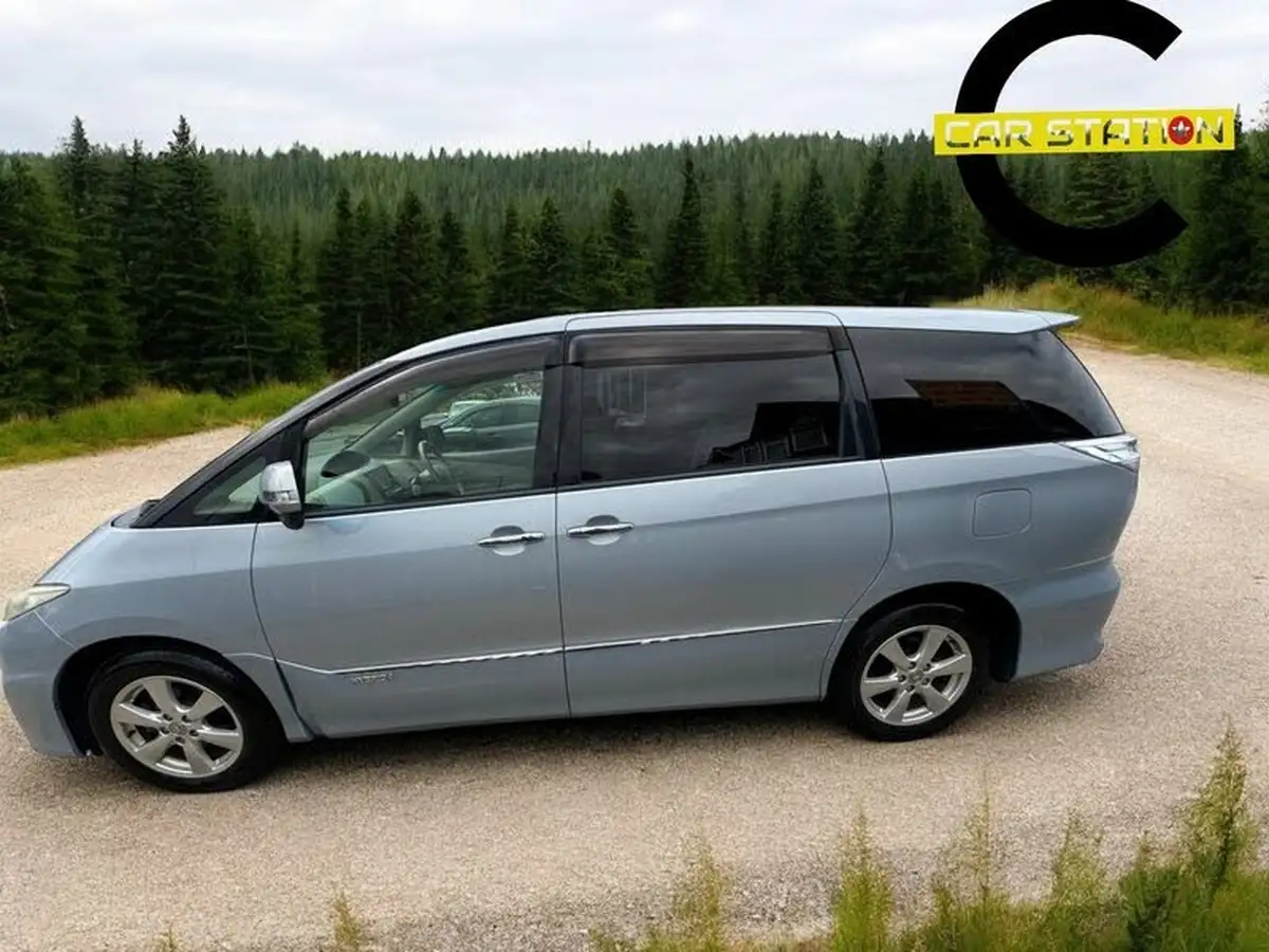 2010-toyota-estima-hybrid-24i-big-19