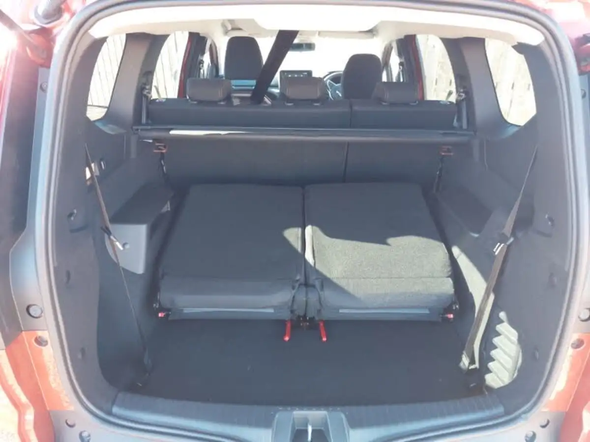 2024-dacia-jogger-16-tce-extreme-big-7