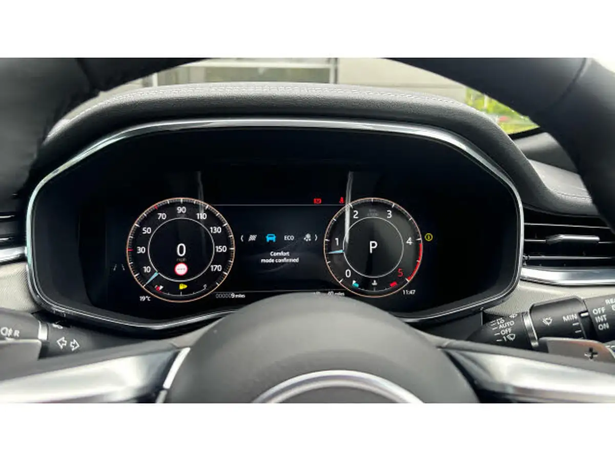 2024-jaguar-f-pace-20-d200-r-dynamic-s-big-38