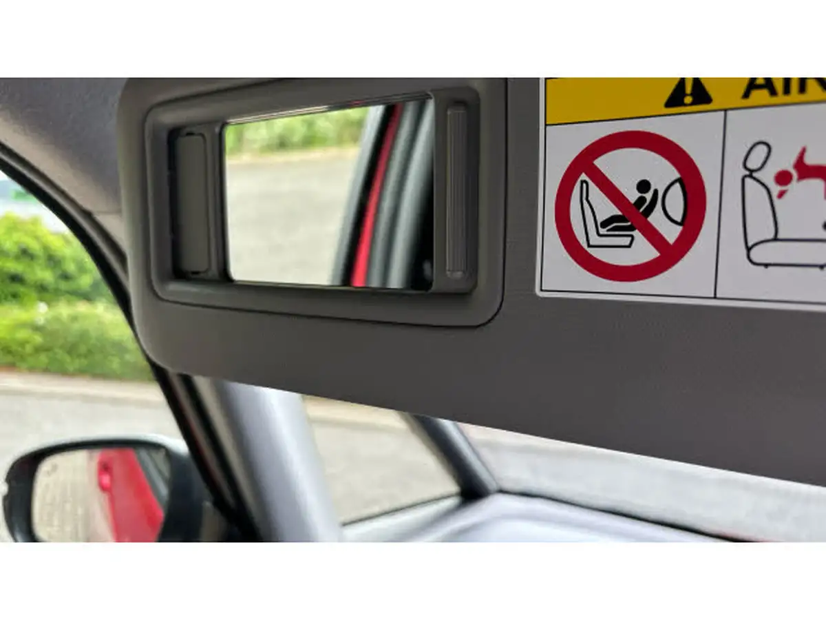 2020-honda-jazz-15-i-mmd-ex-big-40
