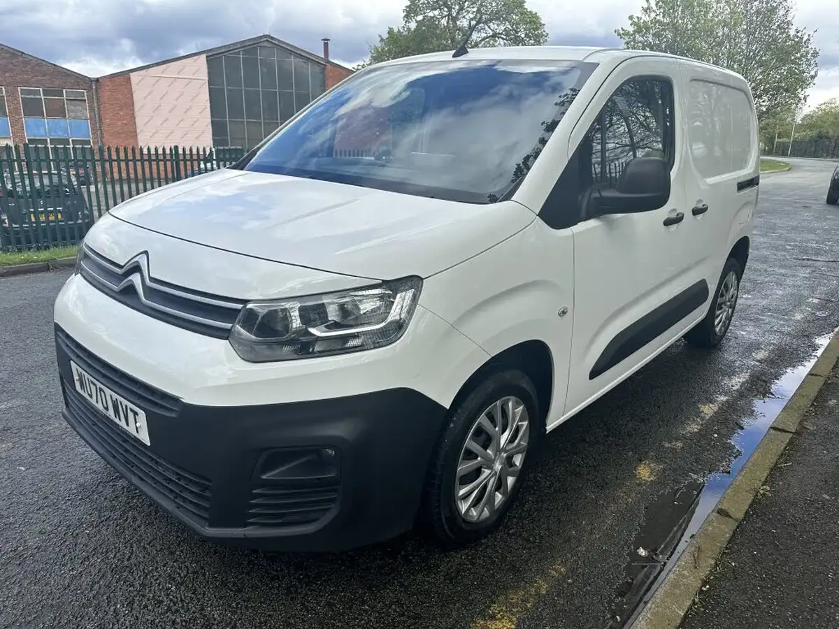 2020-citroen-berlingo-15bluehdi-1000-enterprise-100pseu6dt-e-ss-panel-big-2