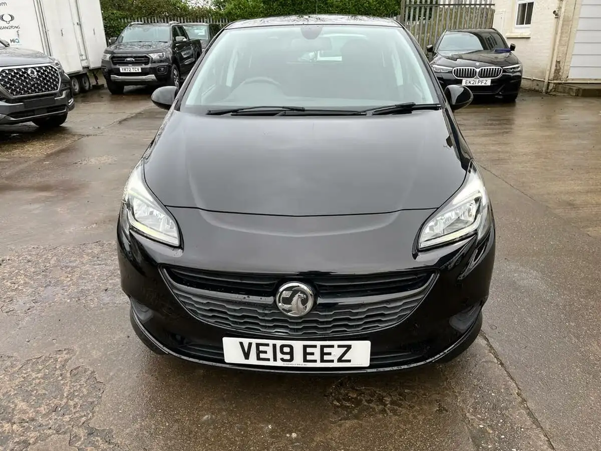 2019-vauxhall-corsa-14i-sri-vx-line-nav-black-90ps-5d-big-4