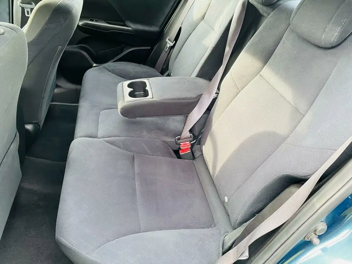 2013-honda-civic-18-es-auto-big-58
