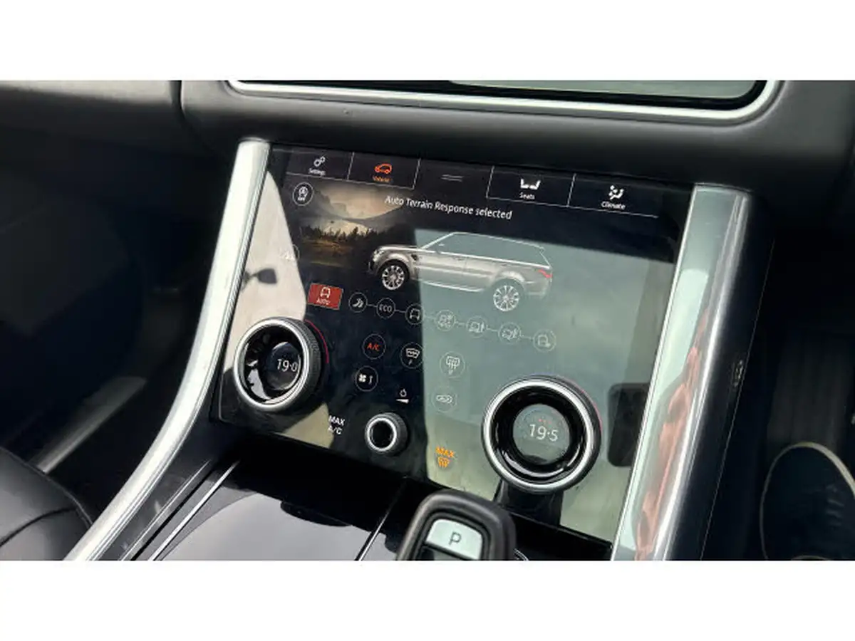 2022-land-rover-range-rover-sport-30-d300-hse-dynamic-black-big-47