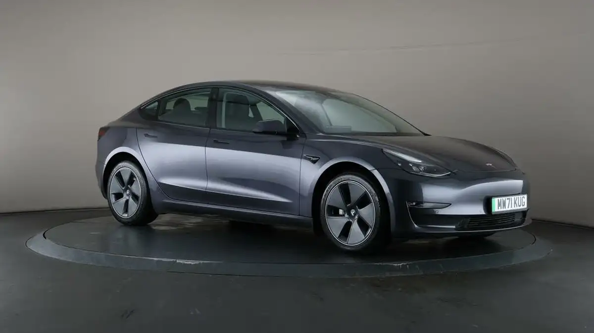 2021-tesla-model-3-e-long-range-awd-big-47