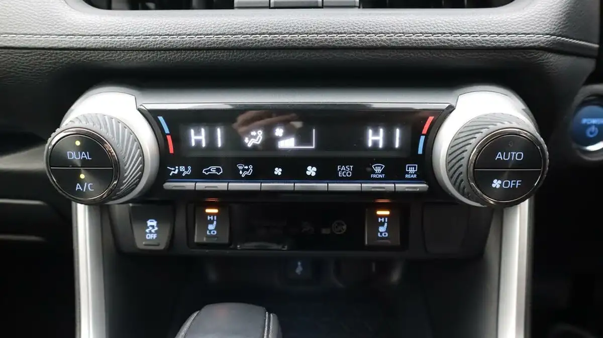 2021-toyota-rav4-25-vvt-i-black-edition-219bhp-big-12