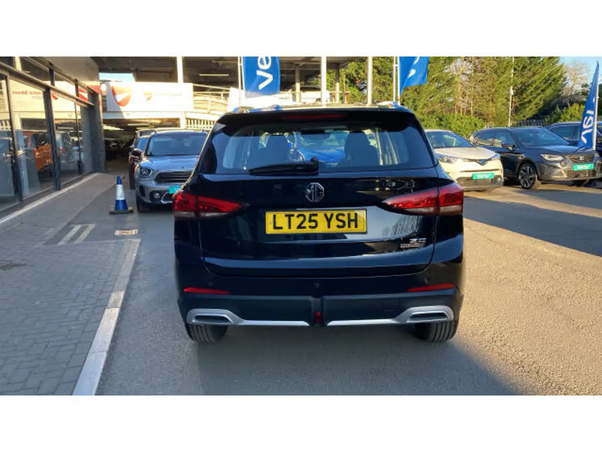 2025-mg-zs-suv-15-se-196ps-hybrid-1498cc-auto-big-36