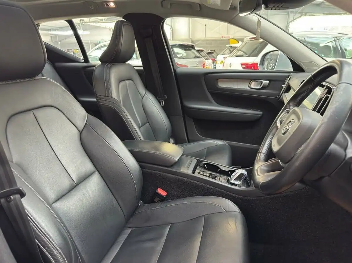 2020-volvo-xc40-15-t3-inscription-geartronic-big-5