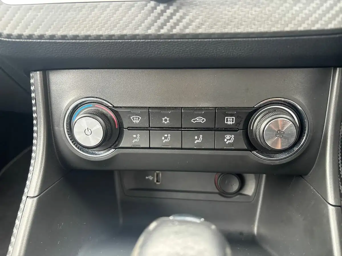 2018-mg-zs-suv-10t-gdi-exclusive-big-14