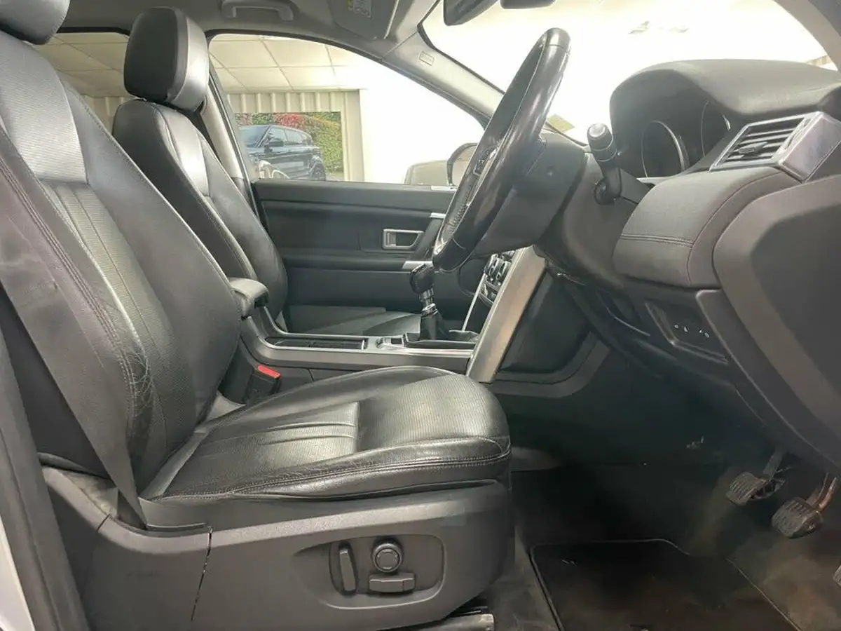 2017-land-rover-discovery-sport-20ed4-hse-big-18
