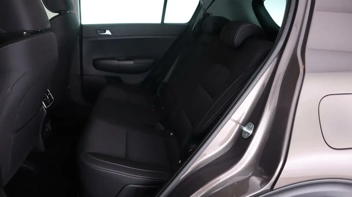 2021-kia-sportage-16crdi-2-134bhp-48v-big-16