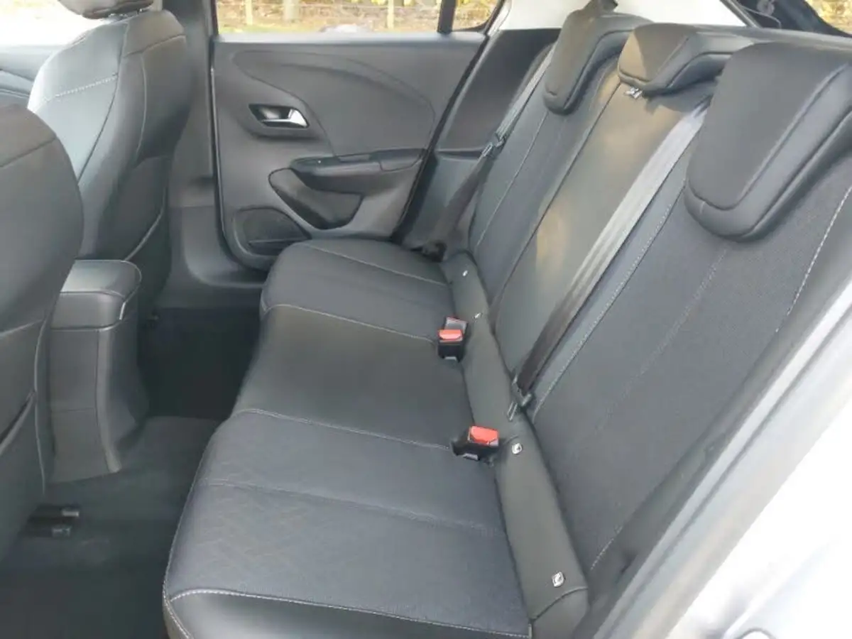 2022-vauxhall-corsa-12i-elite-edition-big-5