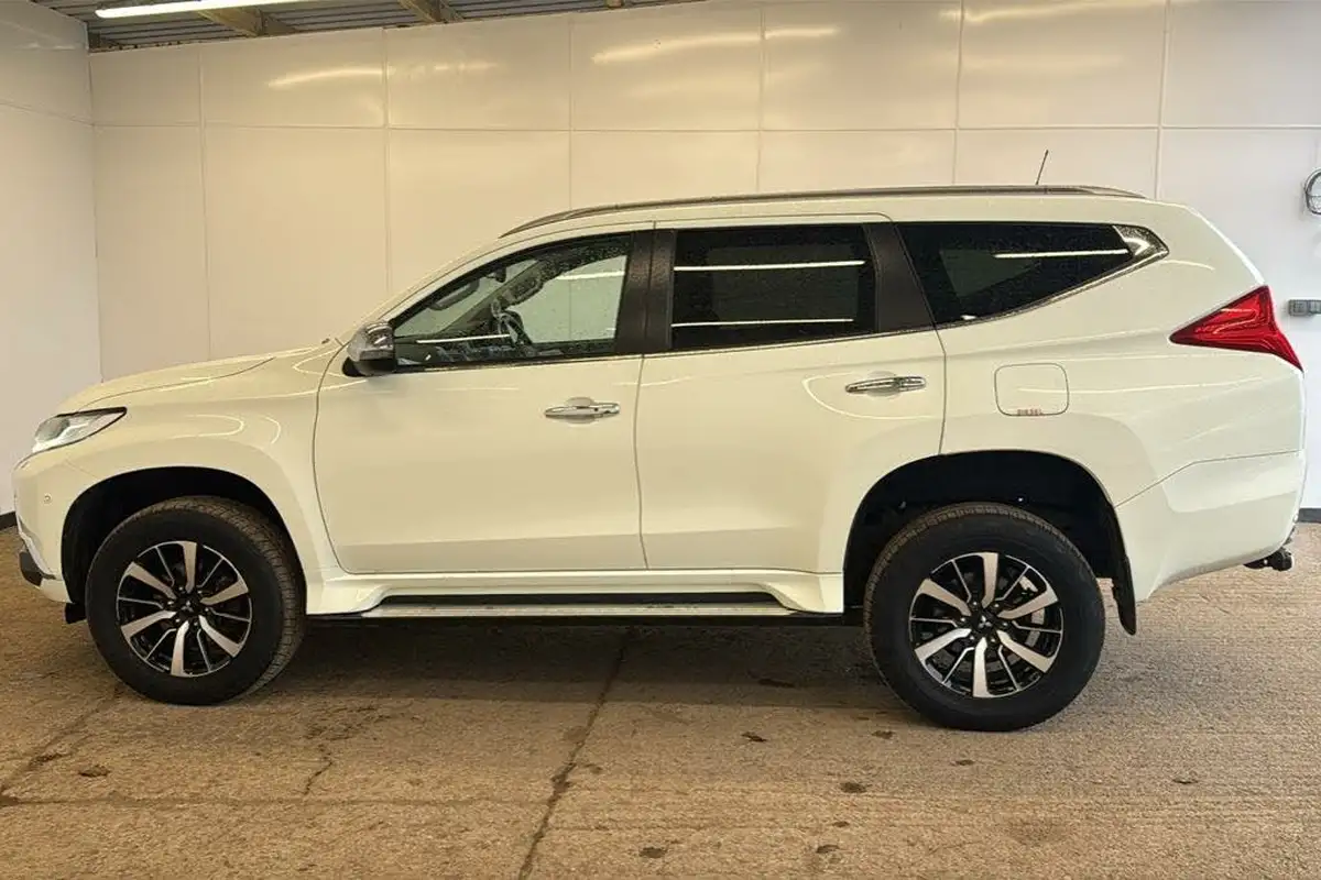 2019-mitsubishi-shogun-sport-24di-d-4-big-10