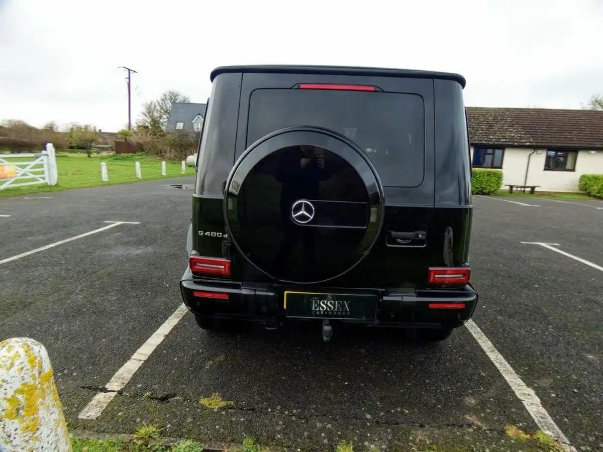 2022-mercedes-benz-g-class-29d-g400d-amg-line-premium-big-18