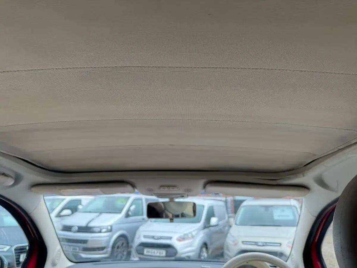 2010-fiat-500c-12-lounge-big-49