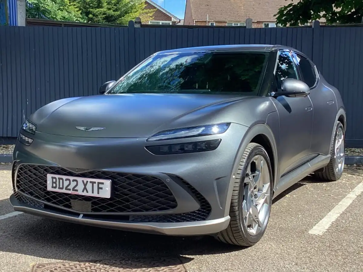 2022-genesis-gv60-e-sport-plus-big-2
