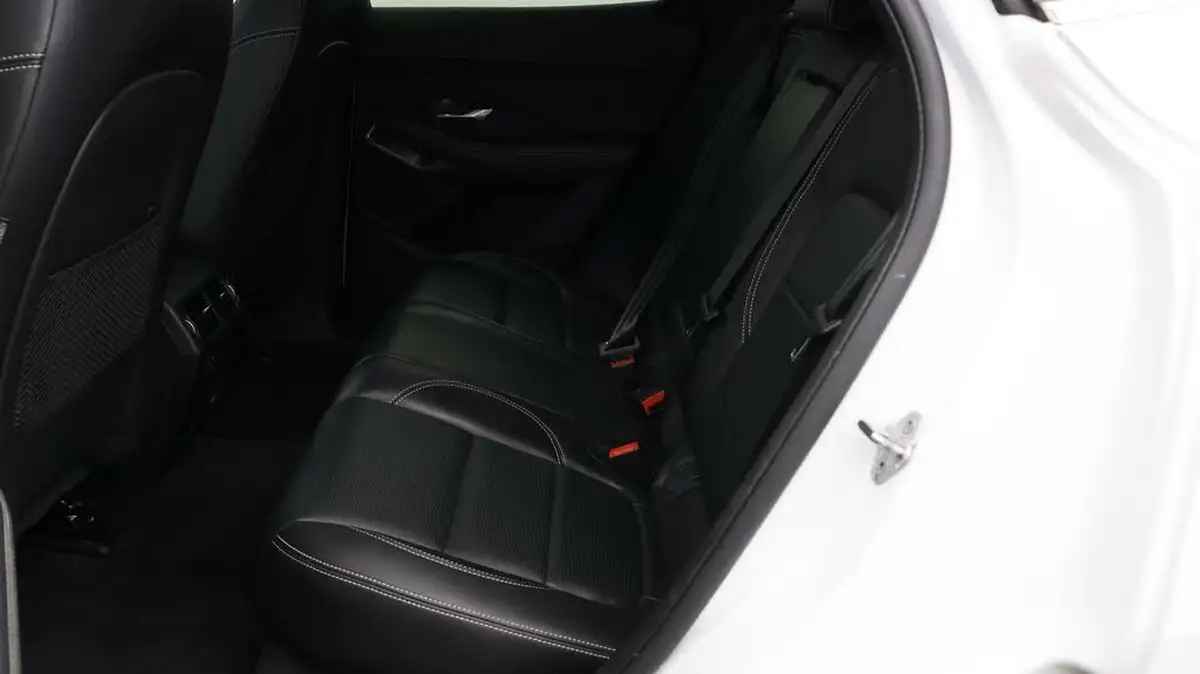2021-jaguar-e-pace-big-15