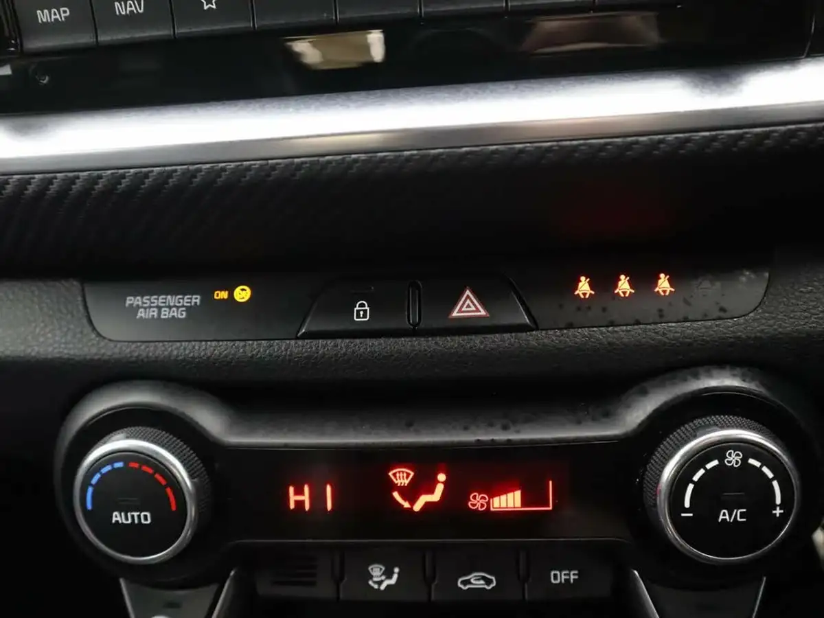 2021-kia-stonic-10-t-gdi-gt-line-big-17