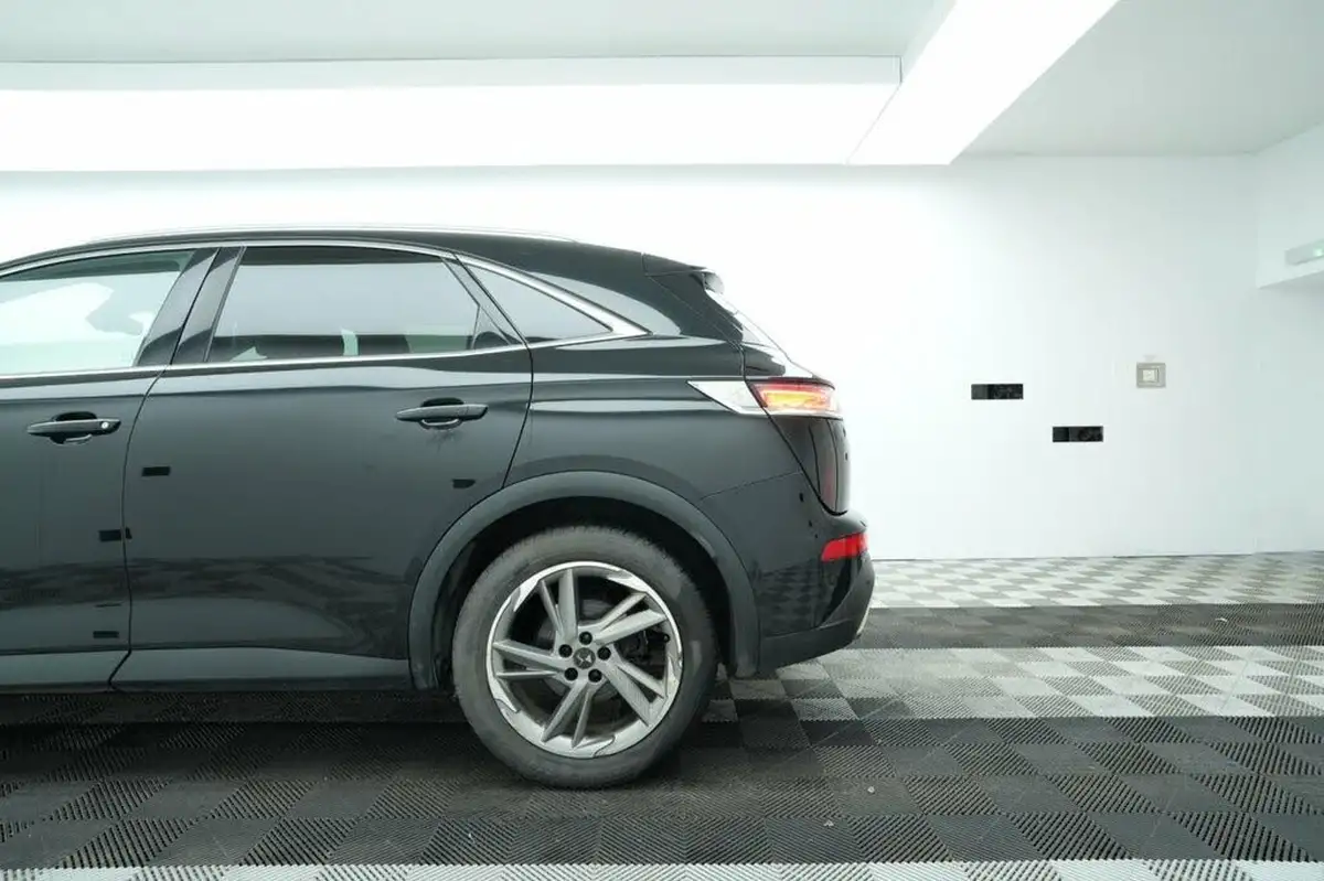 2018-ds-ds-7-crossback-16-puretech-prestige-225ps-big-10