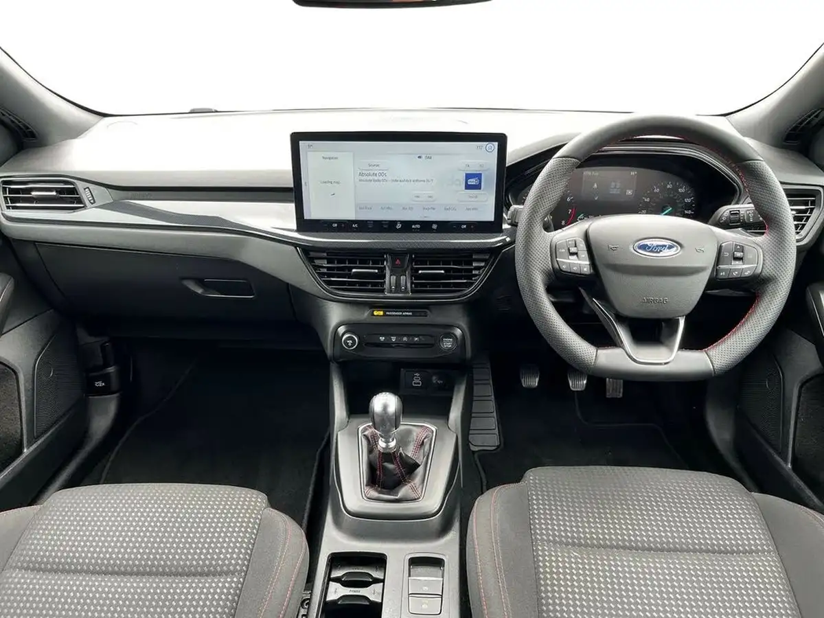 2023-ford-focus-10t-st-line-125ps-hatchback-big-6